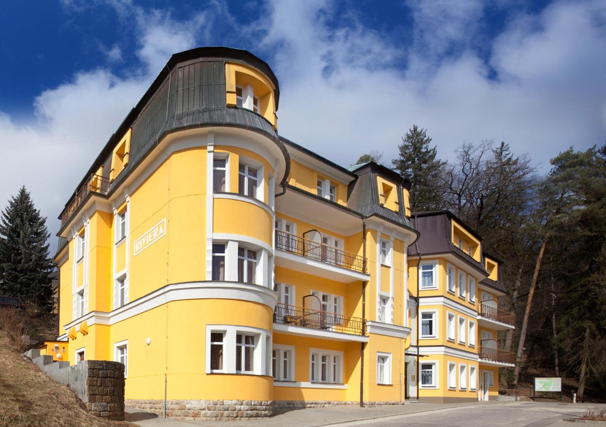 Riviera Hotel Luhačovice Kültér fotó